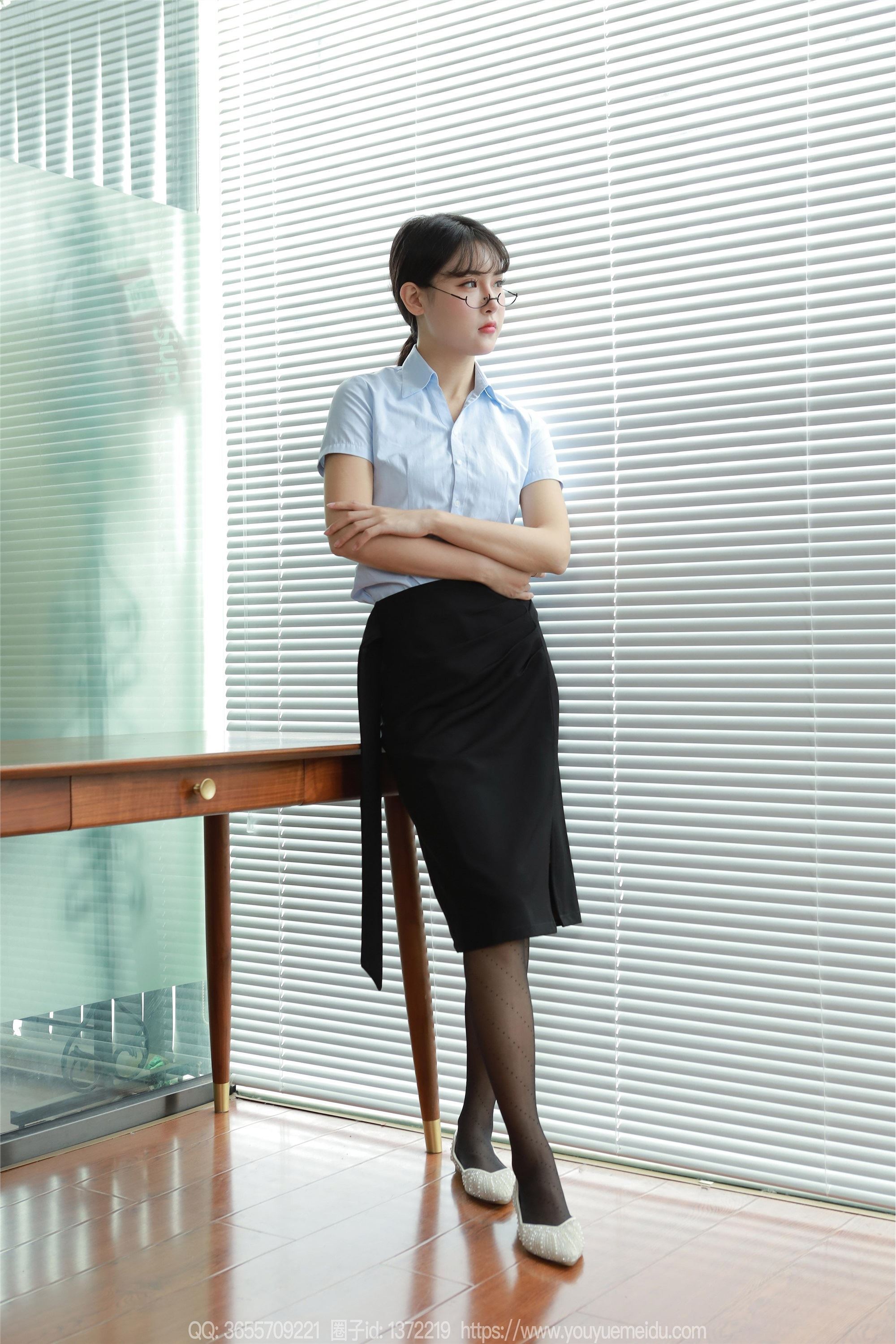 IESS异思趣向  2024.06.12 丝享家 1766 小宝《迷人波点》